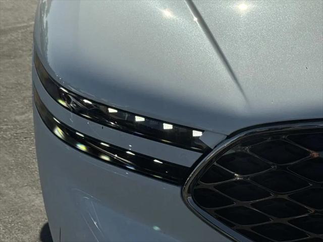 2026 Genesis G90 e-SC