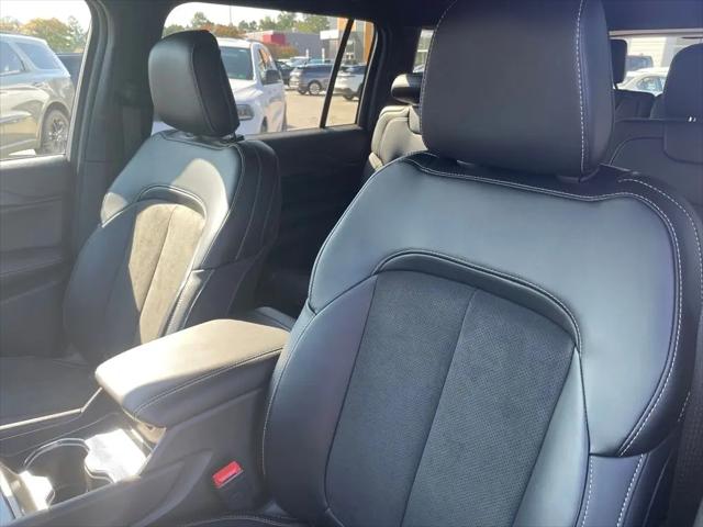 2025 Jeep Grand Cherokee L Altitude 4x4