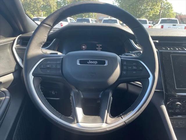 2025 Jeep Grand Cherokee L Altitude 4x4