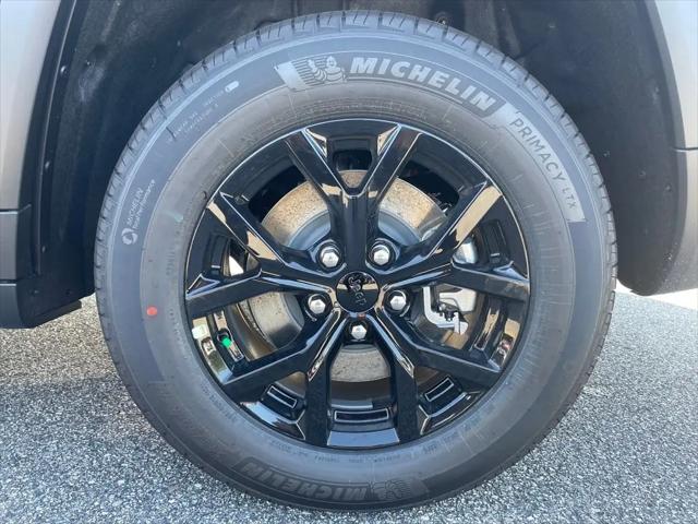 2025 Jeep Grand Cherokee L Altitude 4x4