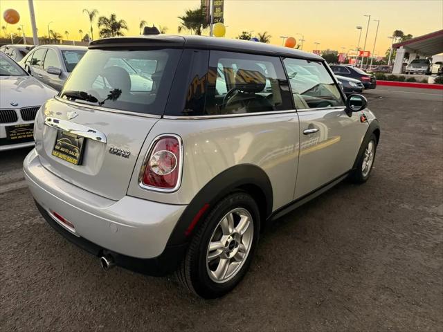 2012 MINI Cooper Cooper