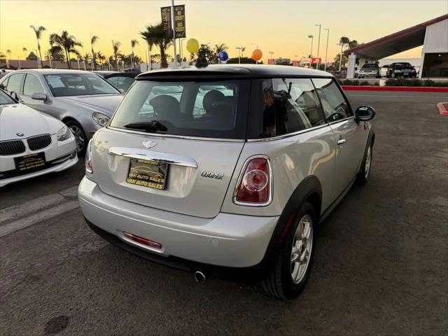 2012 MINI Cooper Cooper