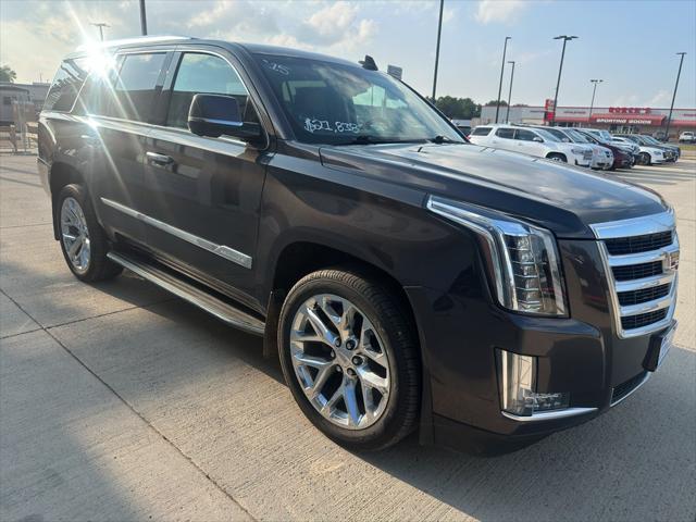 2015 Cadillac Escalade Luxury 2015 Cadillac Escalade Luxury