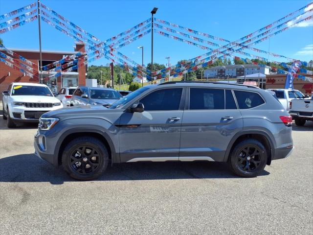 2024 Volkswagen Atlas 2.0T Peak Edition SEL 2024 Volkswagen Atlas 2.0T Peak Edition SEL