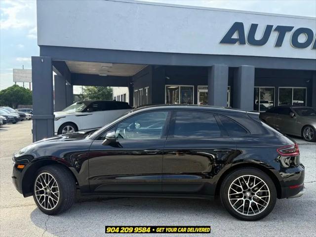 2018 Porsche Macan Standard