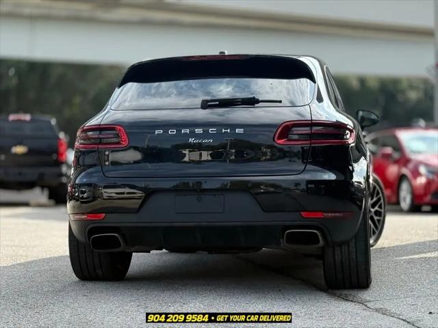 2018 Porsche Macan Standard