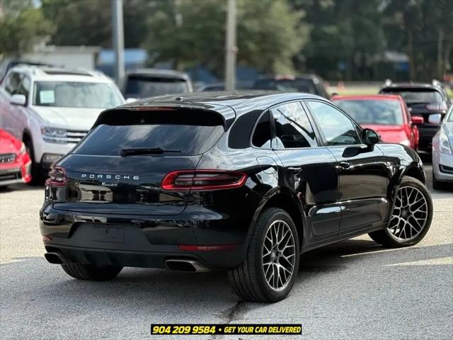 2018 Porsche Macan Standard
