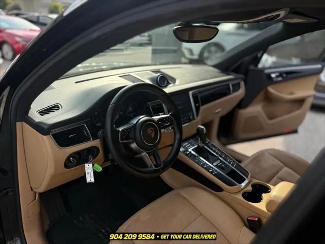 2018 Porsche Macan Standard