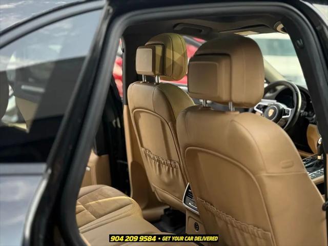 2018 Porsche Macan Standard