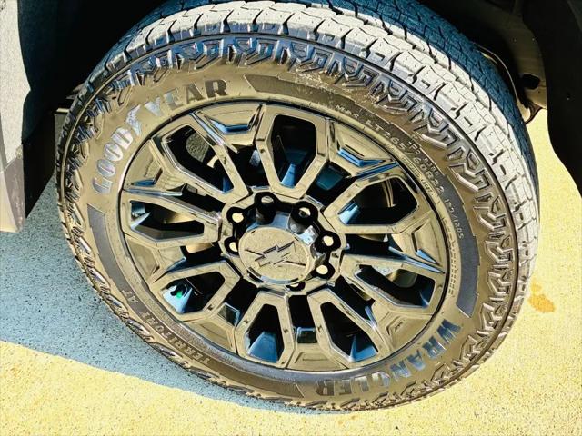 2026 Chevrolet Silverado 2500HD Crew Cab, Standard Bed, LT, 4WD