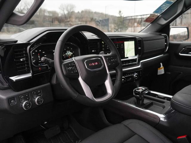 2026 GMC Sierra 1500 Crew Cab, Short Bed, SLT, 4WD