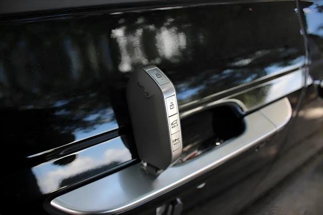 2026 Kia Carnival MPV EX