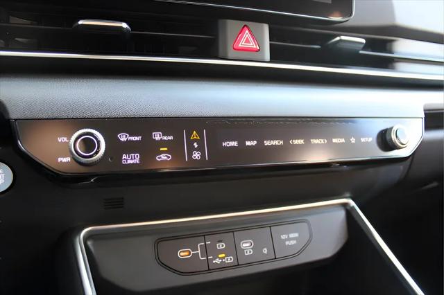 2026 Kia Carnival MPV EX