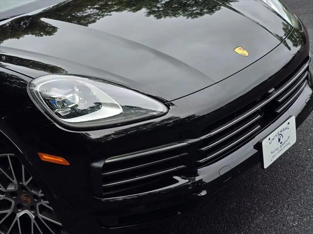 2023 Porsche Cayenne Platinum Edition