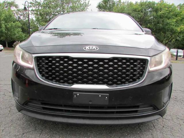 2016 Kia Sedona LX