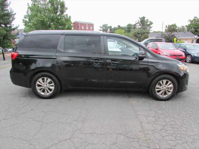 2016 Kia Sedona LX