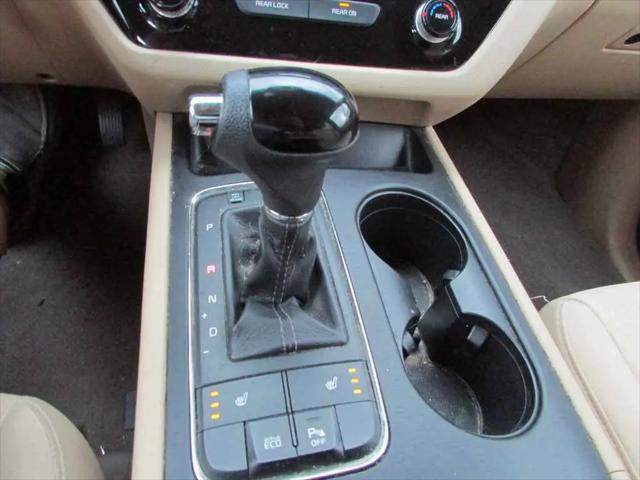2016 Kia Sedona LX