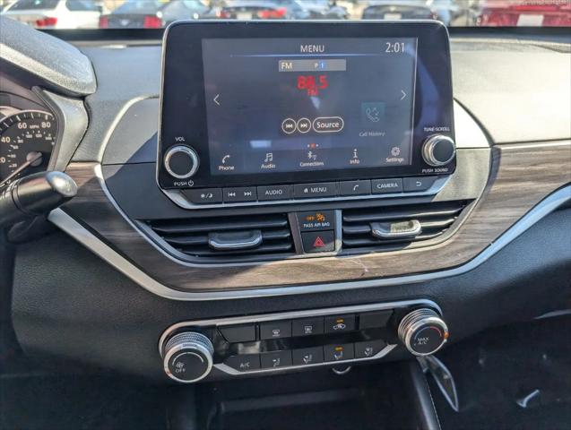 2023 Nissan Altima SV FWD