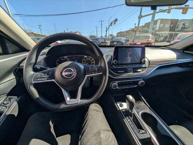 2023 Nissan Altima SV FWD