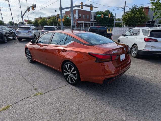 2020 Nissan Altima SR FWD