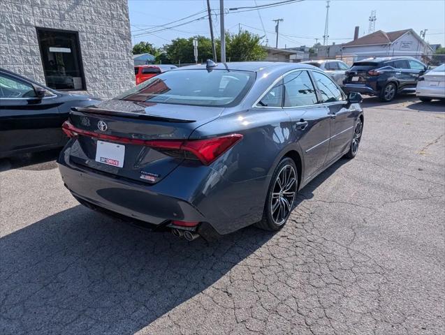 2019 Toyota Avalon Touring