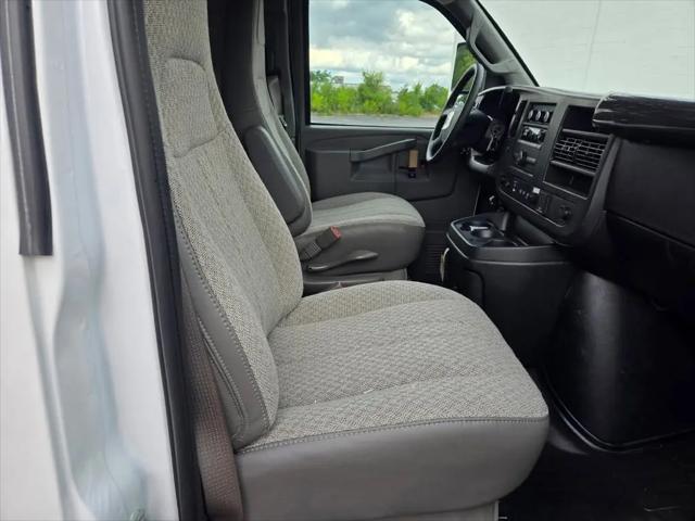 2025 Chevrolet Express Cutaway Work Van