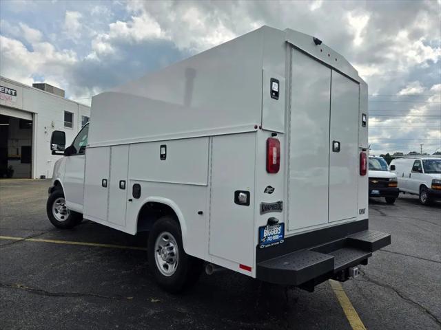 2025 Chevrolet Express Cutaway Work Van