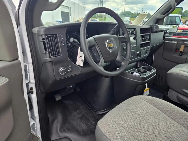 2025 Chevrolet Express Cutaway Work Van