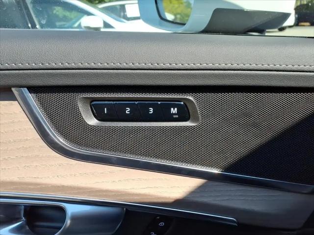 2026 Volvo XC90 Plus, B6 AWD Gas (mild hybrid), Gasoline, Bright, 6 Seats