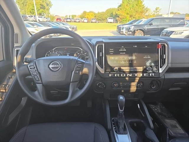 2025 Nissan Frontier Crew Cab SV 4x4