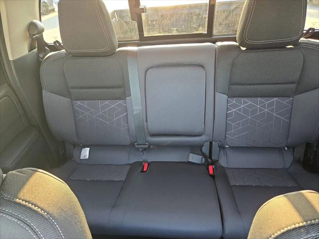 2025 Nissan Frontier Crew Cab SV 4x4