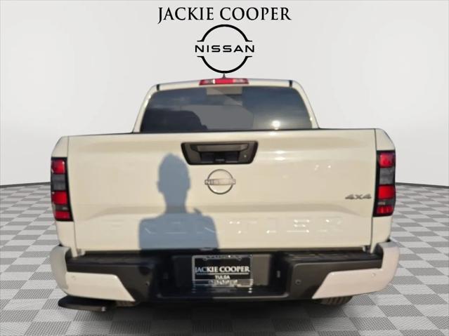 2025 Nissan Frontier Crew Cab SV 4x4