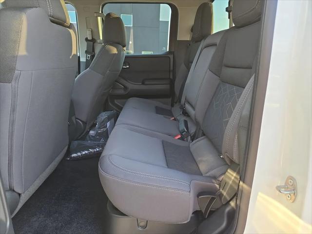 2025 Nissan Frontier Crew Cab SV 4x4