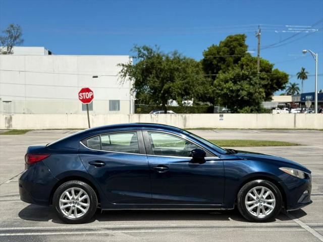 2016 Mazda Mazda3 i Sport