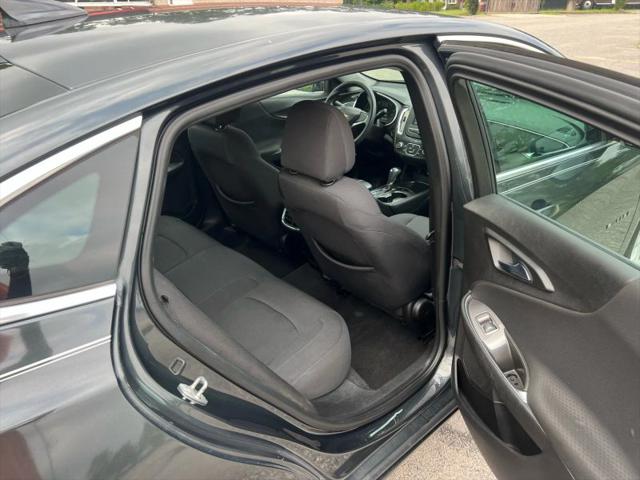 2017 Chevrolet Malibu 1LT
