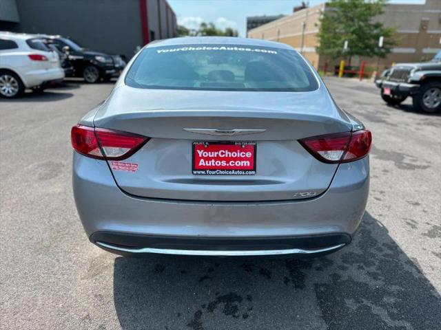 2016 Chrysler 200 Limited