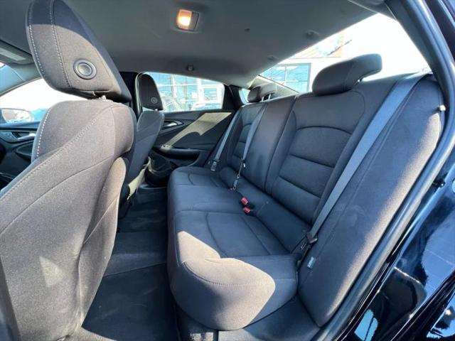 2023 Chevrolet Malibu FWD 1FL