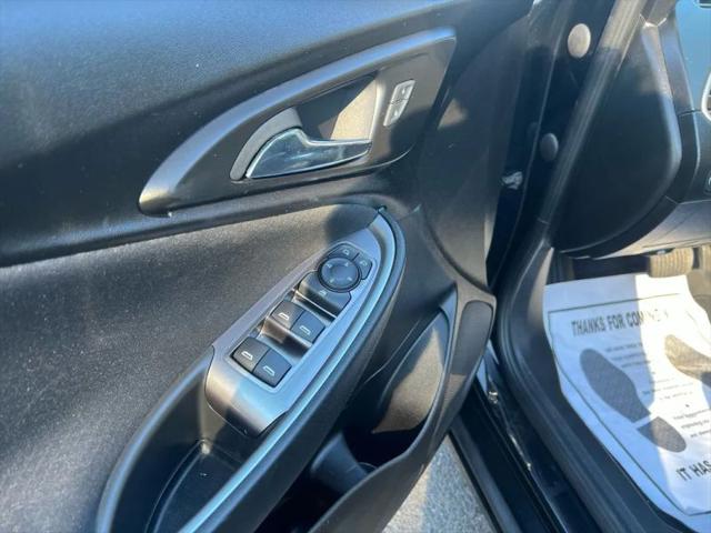 2023 Chevrolet Malibu FWD 1FL