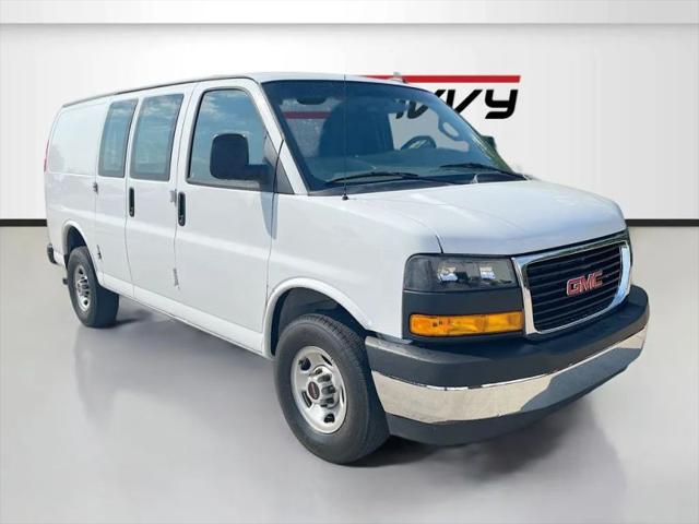 2022 GMC Savana Cargo RWD 2500 Regular Wheelbase Work Van for sale in Duncanville, TX