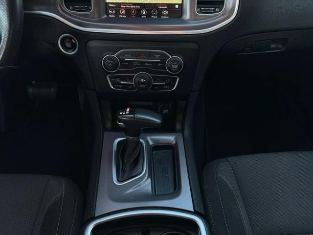 2022 Dodge Charger SXT RWD