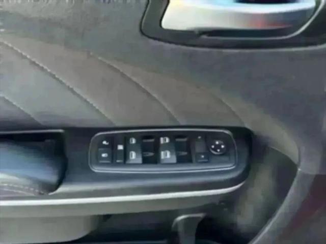 2022 Dodge Charger SXT RWD