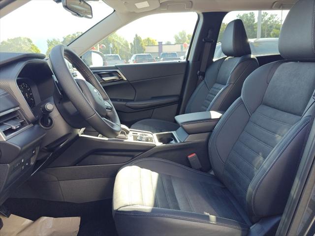 2025 Mitsubishi Outlander PHEV SE S-AWC