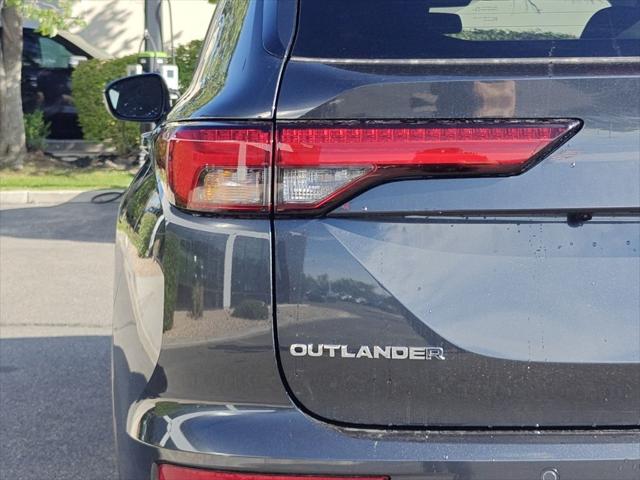 2025 Mitsubishi Outlander PHEV SE S-AWC