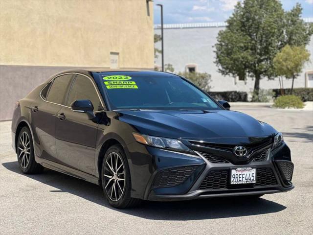 2022 Toyota Camry SE