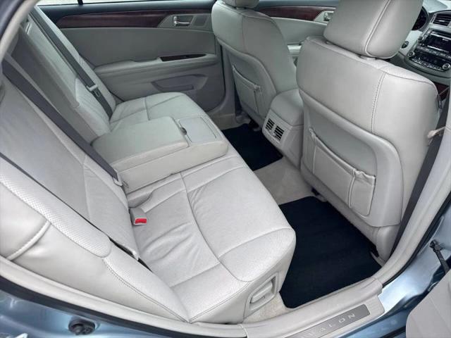 2011 Toyota Avalon Limited