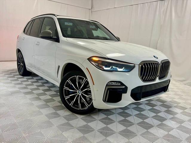2020 BMW X5 M50i