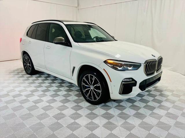 2020 BMW X5 M50i