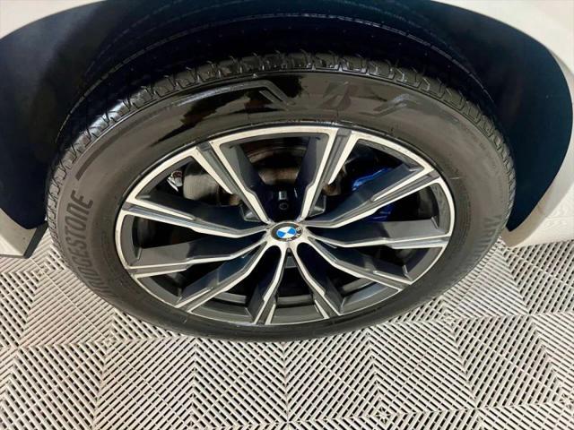 2020 BMW X5 M50i