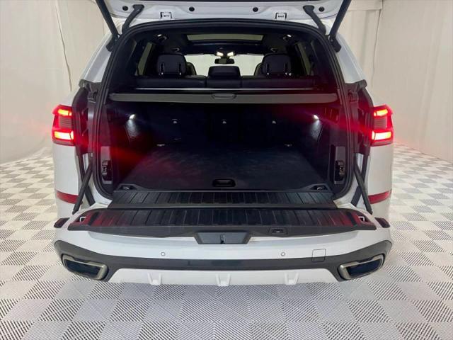 2020 BMW X5 M50i