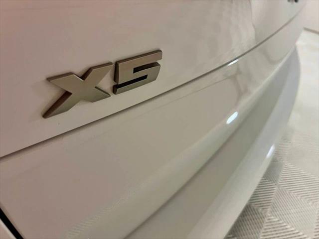 2020 BMW X5 M50i